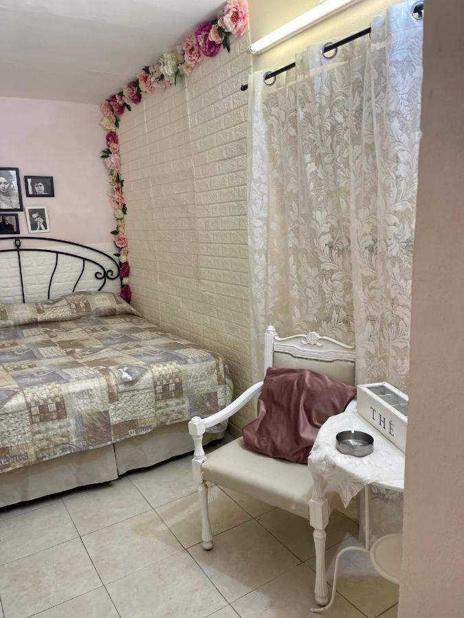 Napoli Flower'S Panzió Kültér fotó